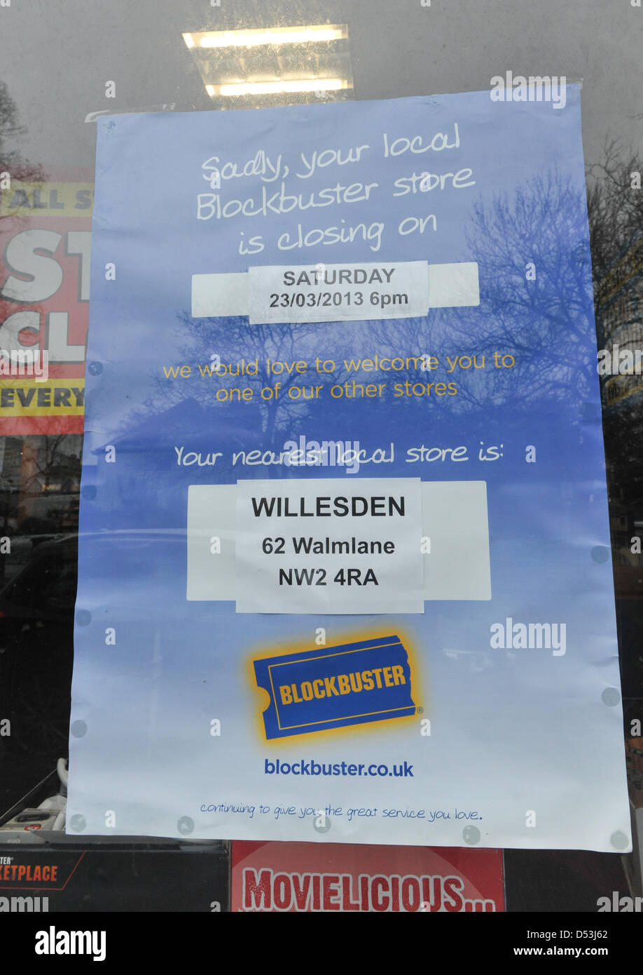 Ballards Lane, Londra, Regno Unito. Il 23 marzo 2013. Chiusura dello store per i segni del blockbuster store, in Finchley. Blockbuster su Ballards Lane, Londra chiude verso il basso. Credito: Matteo Chattle / Alamy Live News Foto Stock