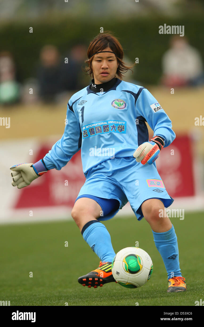 Kiyo Morimoto (Charme), 23 marzo 2013 - Calcio /Soccer : Plenus Nadeshiko League 2013 tra NTV Beleza 2-0 FC Kibikokusaidaigaku Charme a Ajinomoto Stadium West Campo, Tokyo, Giappone. (Foto di YUTAKA/AFLO SPORT) [1040] Foto Stock