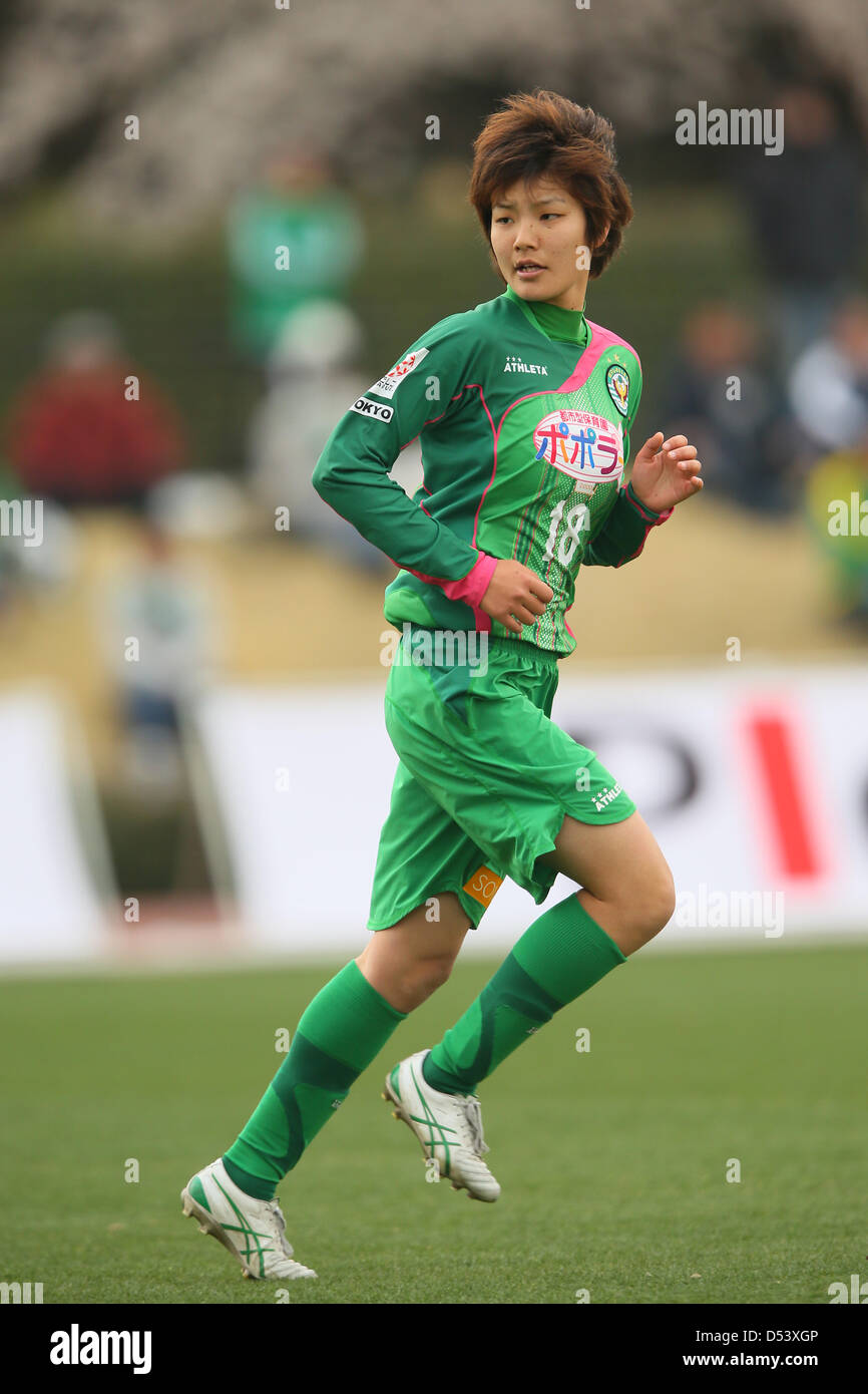 Shiori Kinoshita (Beleza), 23 marzo 2013 - Calcio /Soccer : Plenus Nadeshiko League 2013 tra NTV Beleza 2-0 FC Kibikokusaidaigaku Charme a Ajinomoto Stadium West Campo, Tokyo, Giappone. (Foto di YUTAKA/AFLO SPORT) [1040] Foto Stock