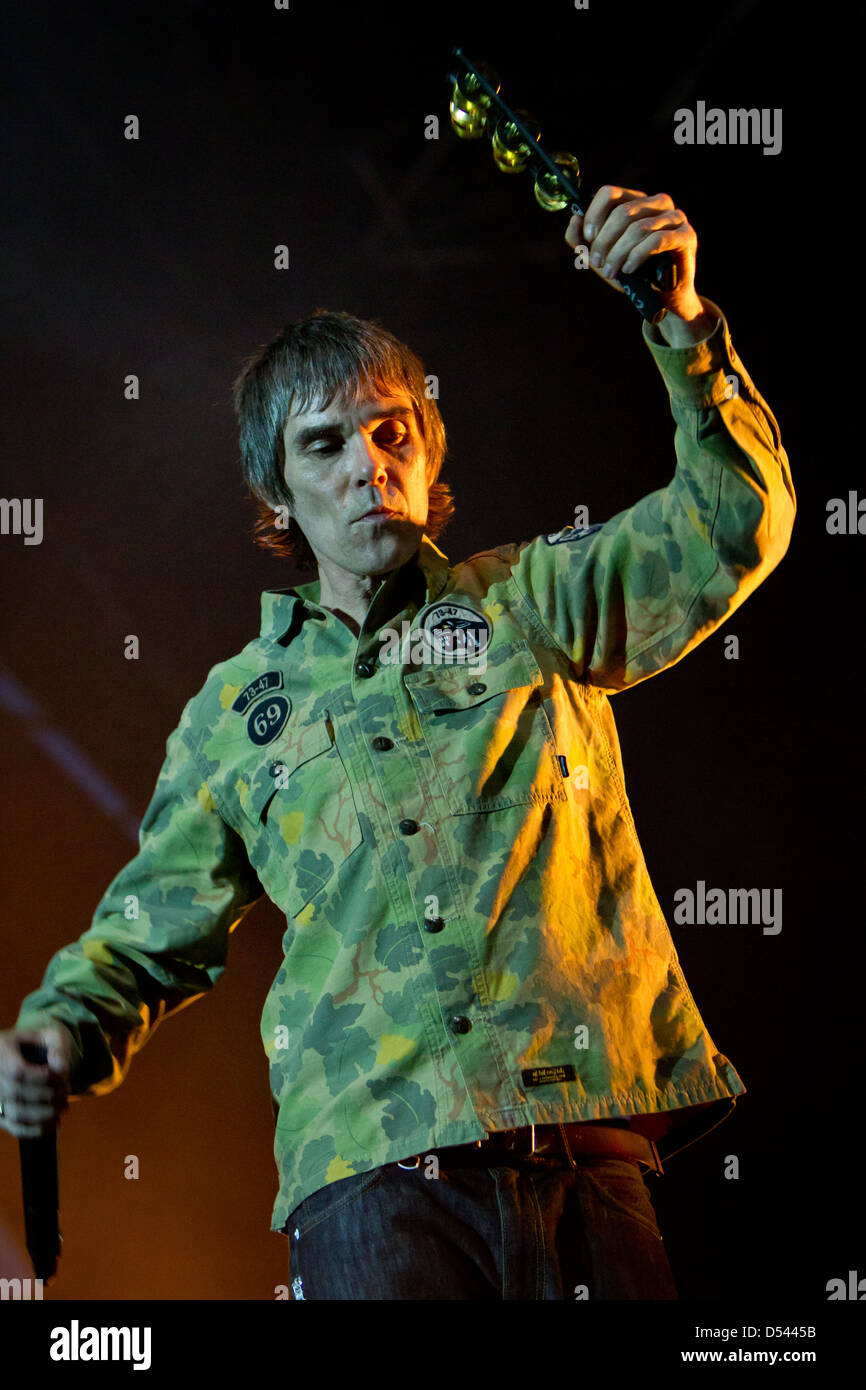 Luglio 17, 2012 - l'inglese rock band Stone Roses si esibisce dal vivo presso l'Ippodromo del galoppo, Milano, Italia Foto Stock