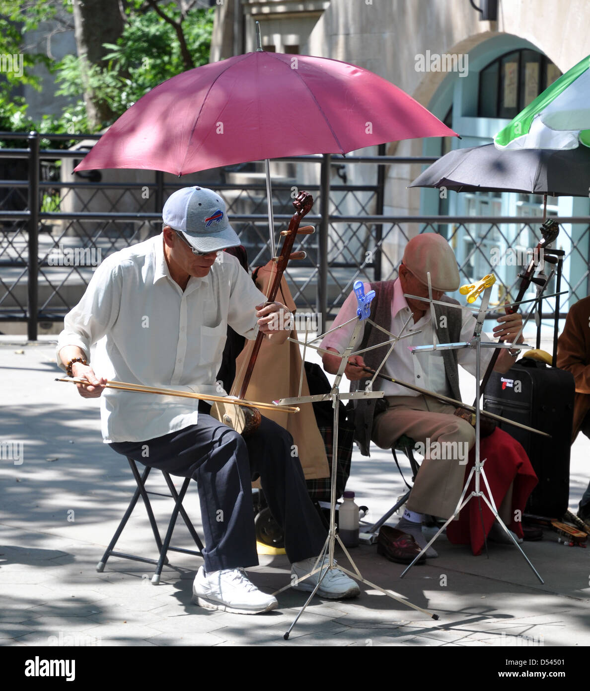 Cinese di due artisti di strada China Town, New York City, NY, STATI UNITI D'AMERICA Foto Stock