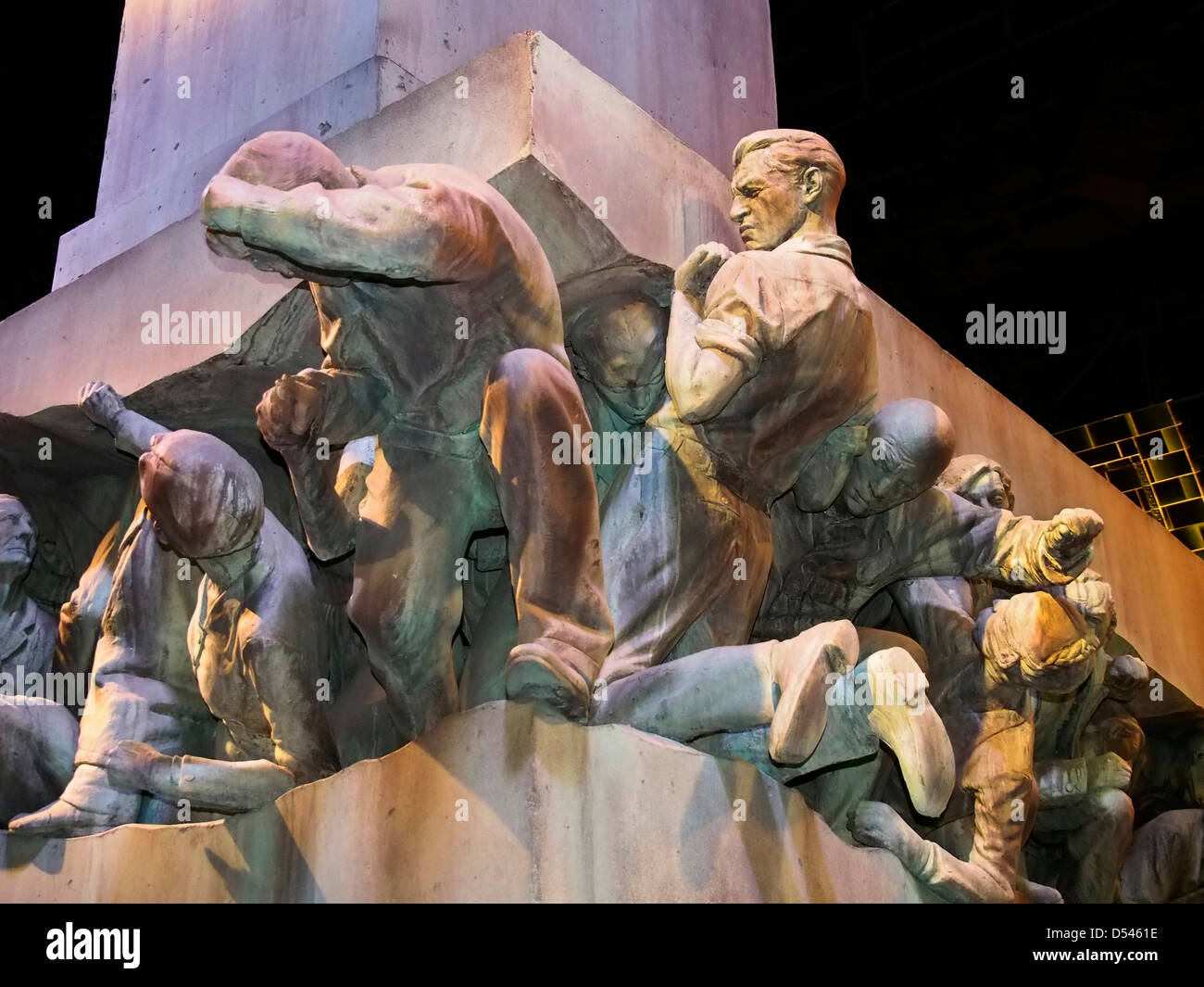 La realizzazione di Harry Potter torna molto tour a Warner Brothers Studio UK. Statures su Harry Potter sezione sotterranea Foto Stock