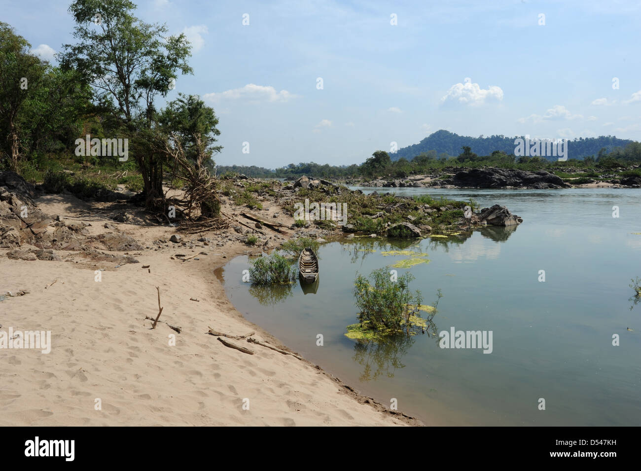 Spiaggia del fiume Mekong a Don Khon isola su Laos Foto Stock