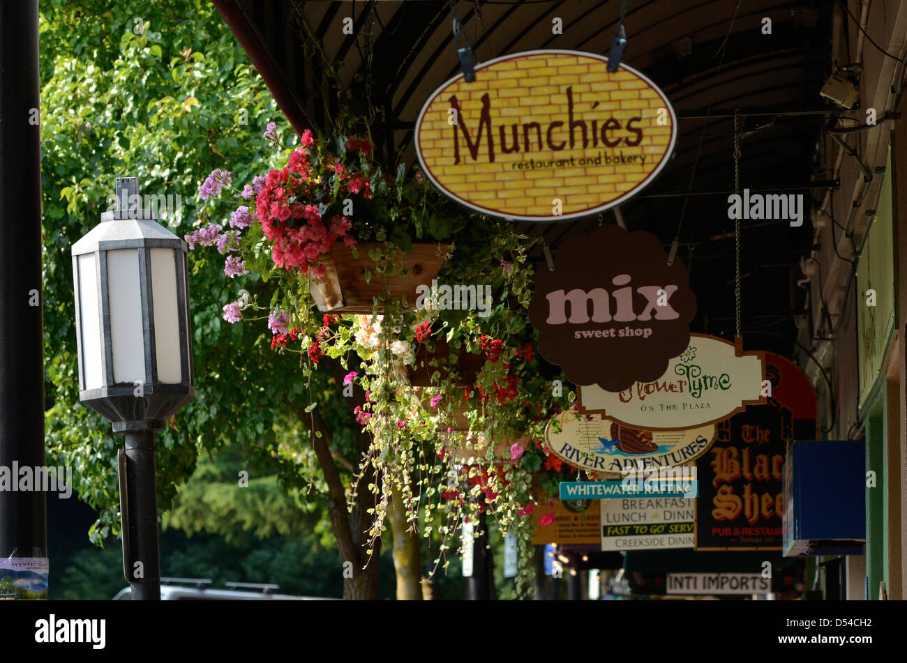 Insegne e decorazioni, Ashland, Oregon. Foto Stock