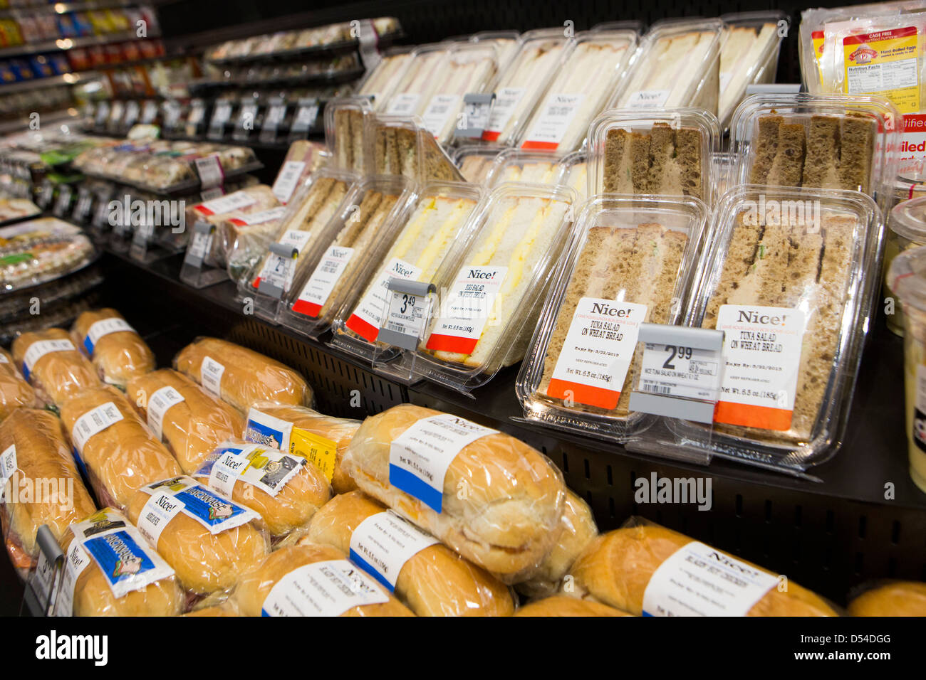 Pre-sandwich sul visualizzatore in corrispondenza di un Walgreens flagship store. Foto Stock