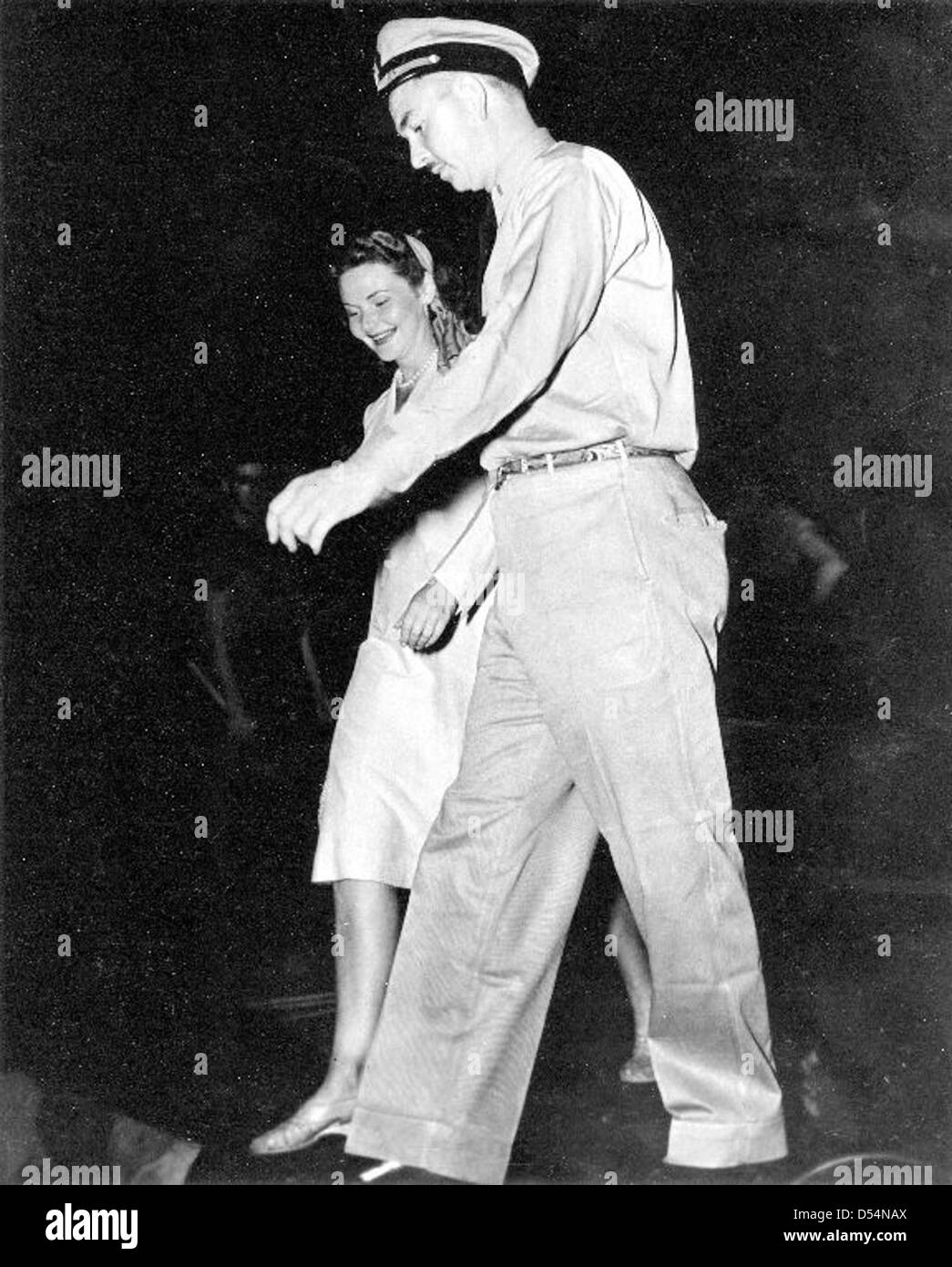 La USS Yorktown (CV-10) è una portaerei in pensione che servì nella US Navy dalla seconda guerra mondiale fino alla guerra del Vietnam. Era una parte cruciale della storia navale ed è ora conservato come museo. Foto Stock