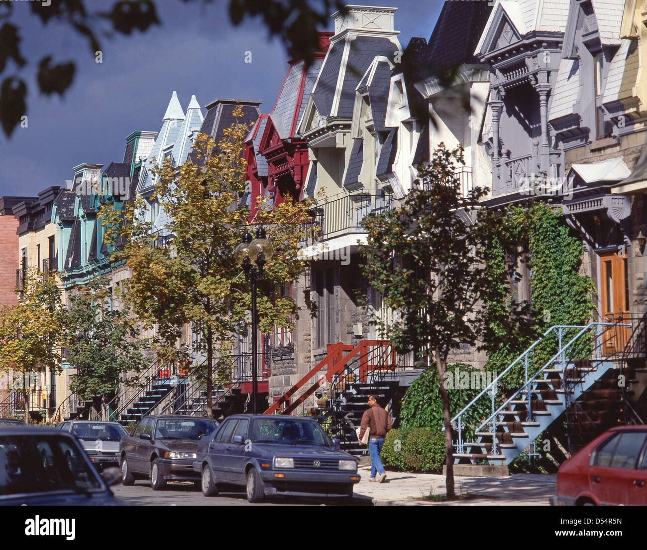 Case vittoriane in strada residenziale nel Plateau, Le Plateau-Mont-Royal, Montreal, provincia del Québec, Canada Foto Stock