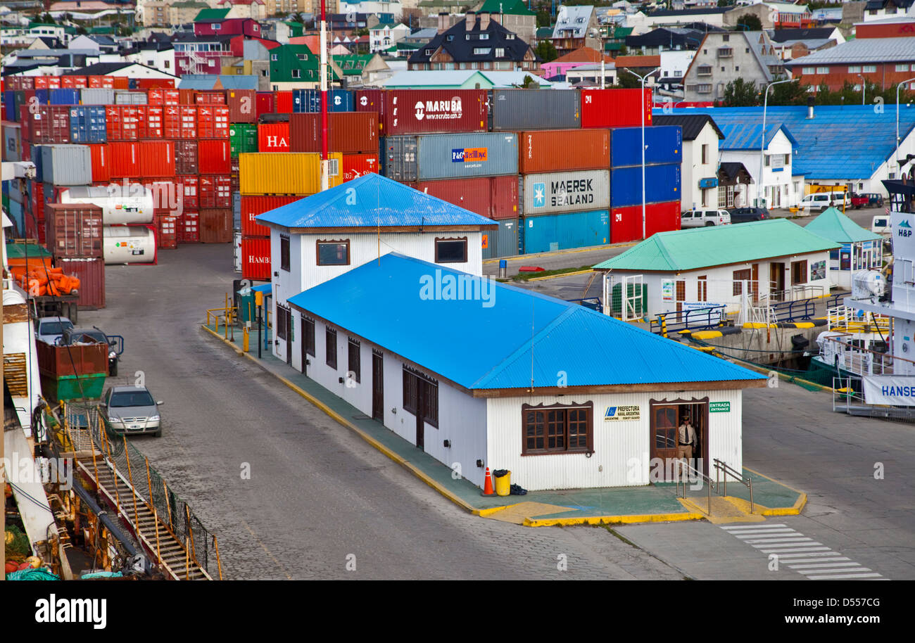 Una guardia costiera e porto commerciale a Ushuaia, Tierra del Fuego, Argentina Foto Stock