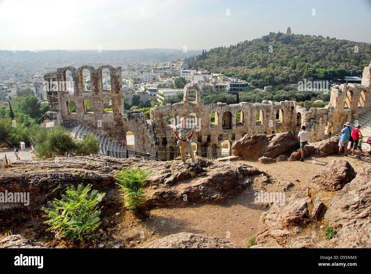Le rovine del Teatro dell'Odeon di Erode Attico sulla Acropoli di Atene, Grecia Foto Stock
