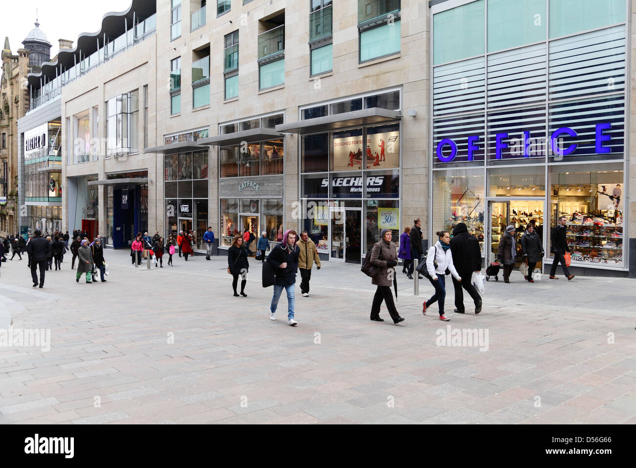 Buchanan Street zona pedonale per lo shopping nel centro della città di Glasgow, Scotland, Regno Unito Foto Stock
