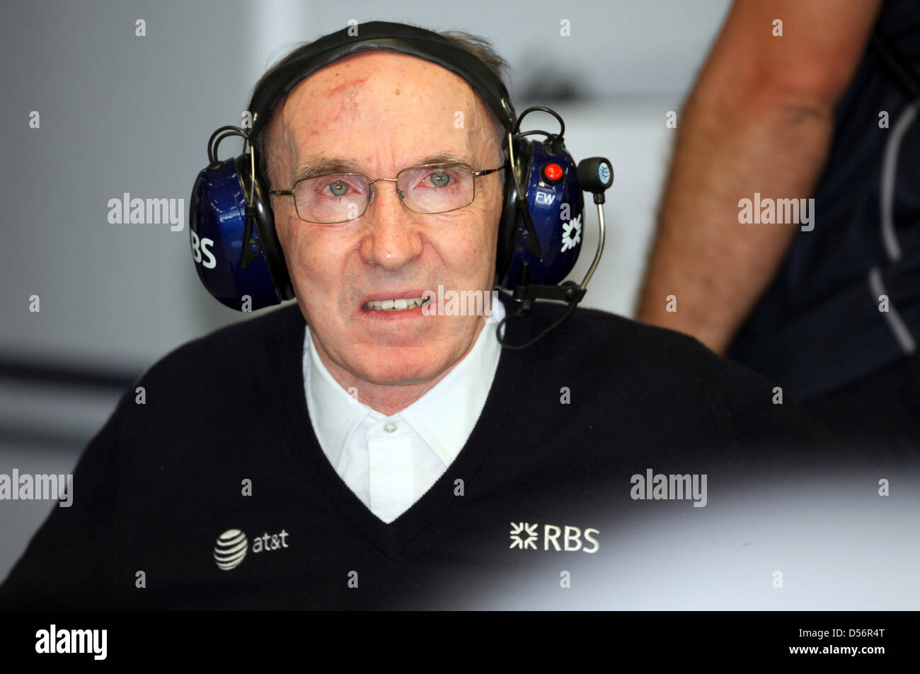 Frank Williams, fondatore e direttore di WilliamsF1 Formula One racing team, raffigurato durante il Gran Premio del Bahrain al Circuito Internazionale del Bahrain sul circuito di Sakhir, 14 marzo 2010. Foto: Jens Buettner Foto Stock