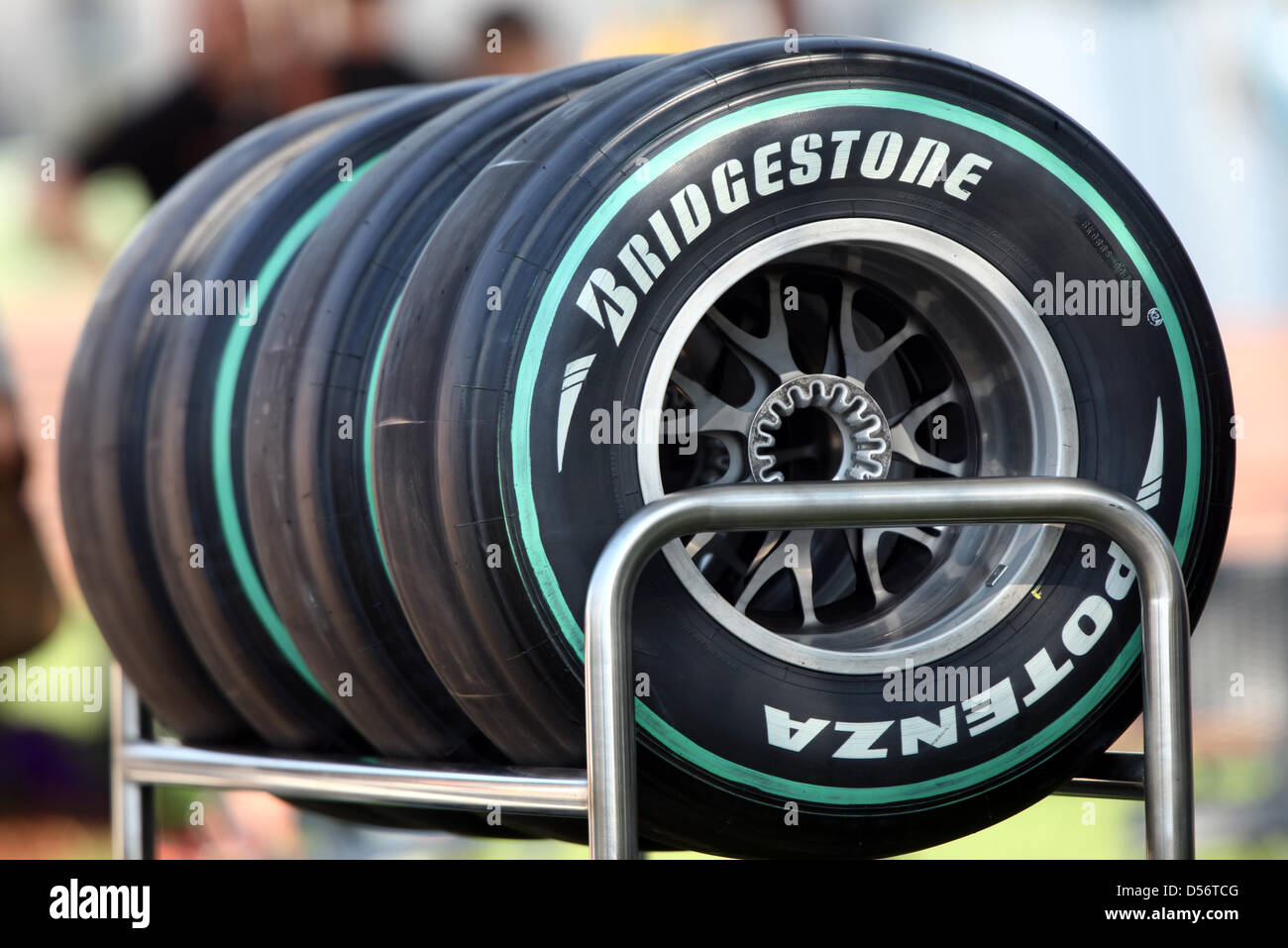 Pneumatici raffigurato all'Albert Park street circuito di Melbourne, Australia, 25 marzo 2010. Il 2010 di Formula 1 Australian Grand Prix è tenuto il 28 marzo. Foto: Jens Buettner Foto Stock