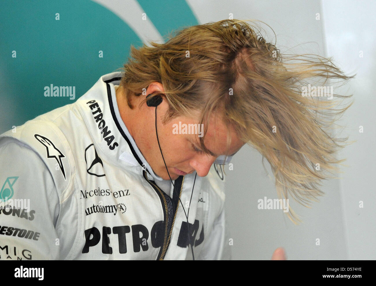 Il tedesco Nico Rosberg della Mercedes GP durante una sessione di prove per il Gran Premio di Cina a Shanghai nel Circuito Internazionale di Shanghai, in Cina, 16 aprile 2010. Il Gran Premio di Cina si terrà il 18 aprile 2010. Foto: Peter Steffen Foto Stock