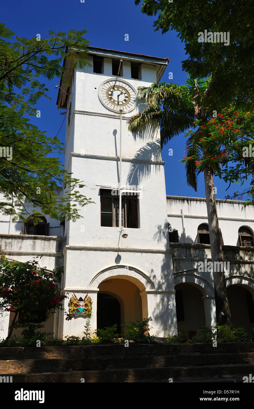 Edificio coloniale nella città vecchia di Mombasa, in Kenya, Africa orientale Foto Stock