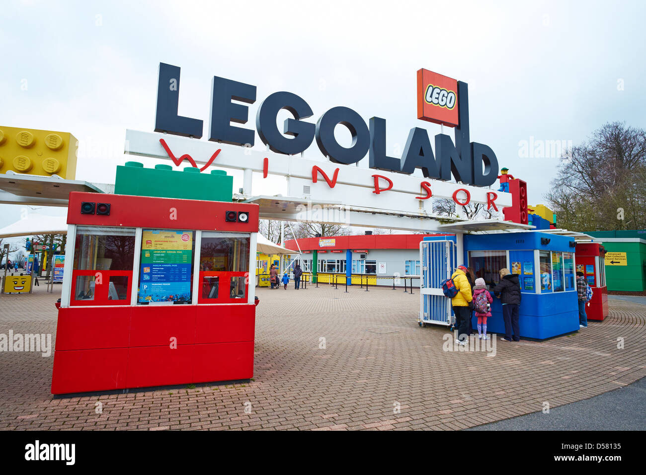 Ingresso al Parco a tema Legoland Windsor REGNO UNITO Foto Stock
