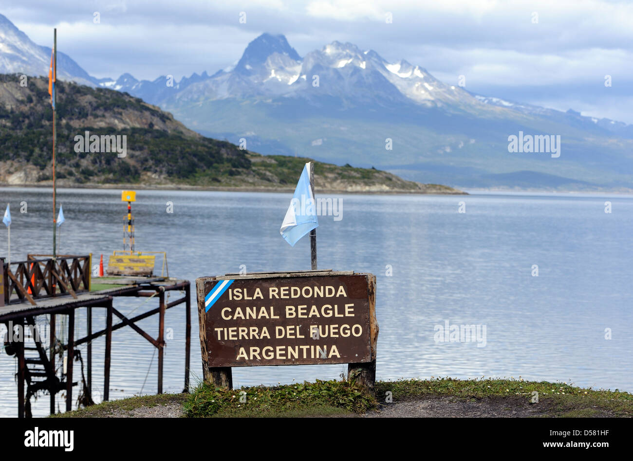 Il Canale di Beagle e Isola Redonda da Zaratiegul Bay a la Tierra del Fuego National Park. Foto Stock