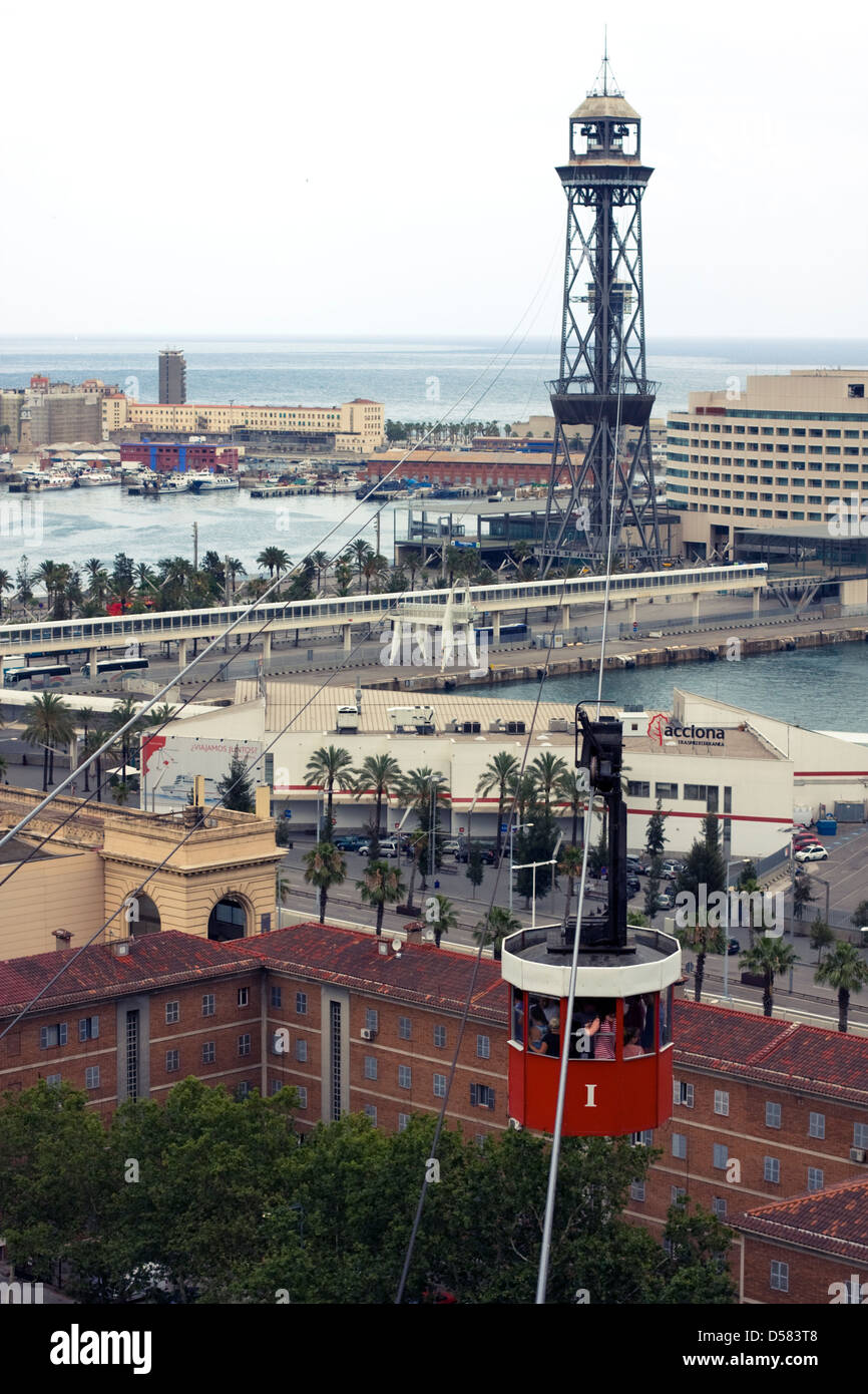 Port Vell linea tramviaria Barcellona, in Catalogna, Spagna Foto Stock