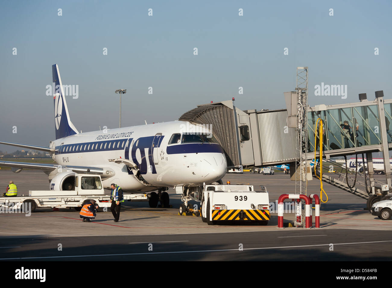 Varsavia, Polonia, lotto macchina a Chopin di Varsavia aeroporto Foto Stock