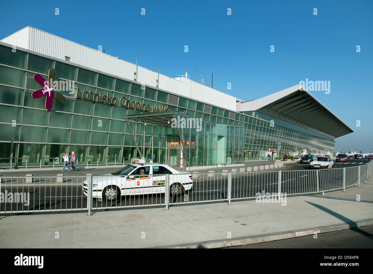 Varsavia, Polonia, l'entrata principale di Chopin di Varsavia aeroporto Foto Stock