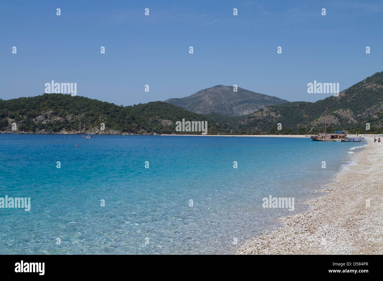 La spiaggia e le acque a Oludeniz - Turchia Foto Stock