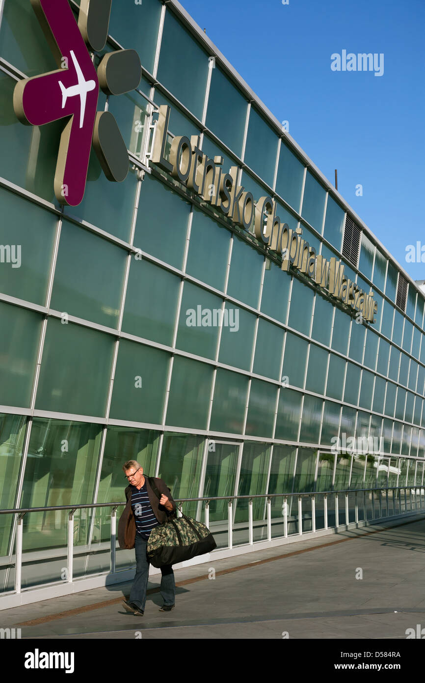 Varsavia, Polonia, l'entrata principale di Chopin di Varsavia aeroporto Foto Stock
