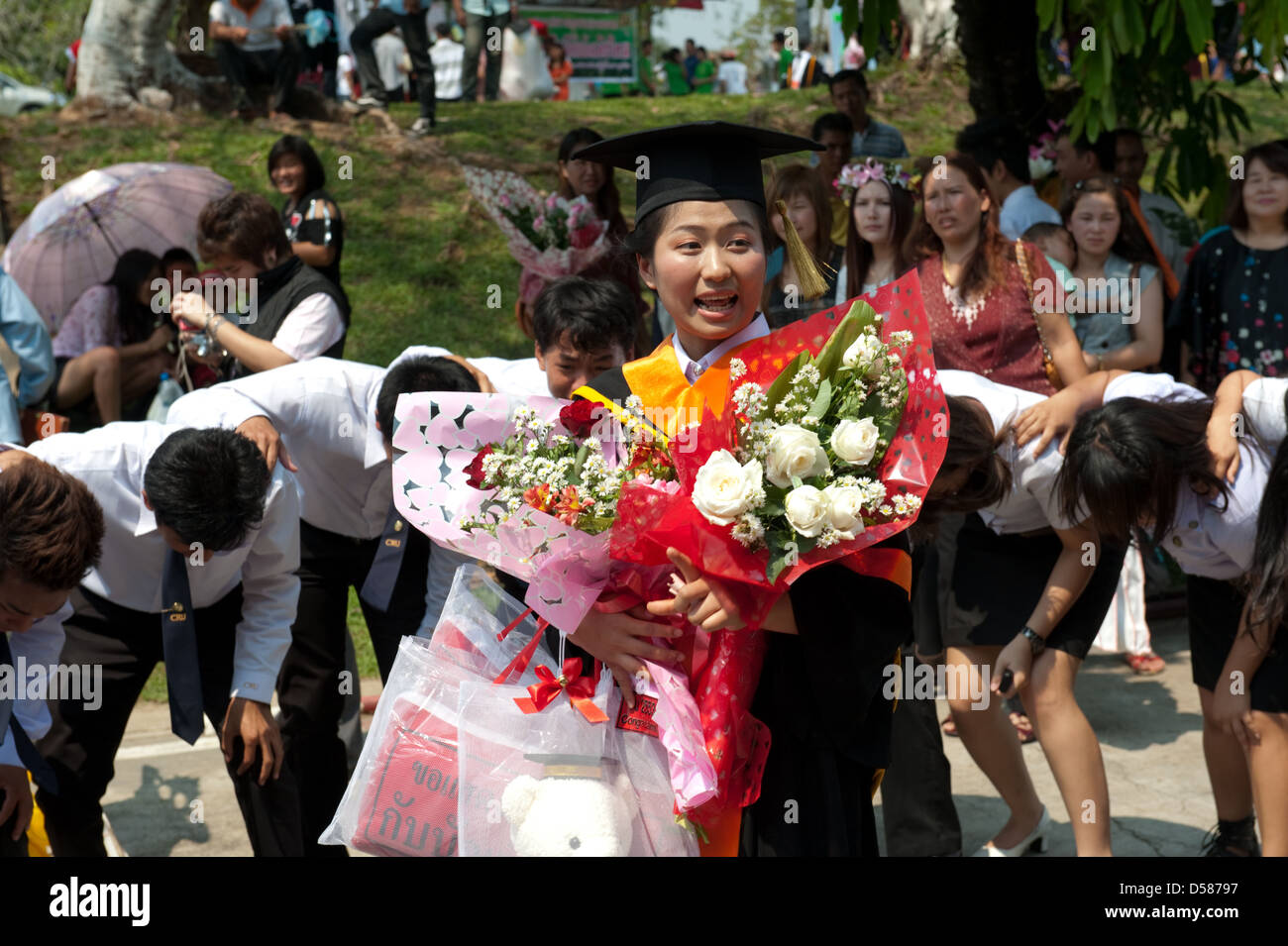 Chiang Rai, Thailandia, un laureato dell'Università Rajabhat è celebrato Foto Stock