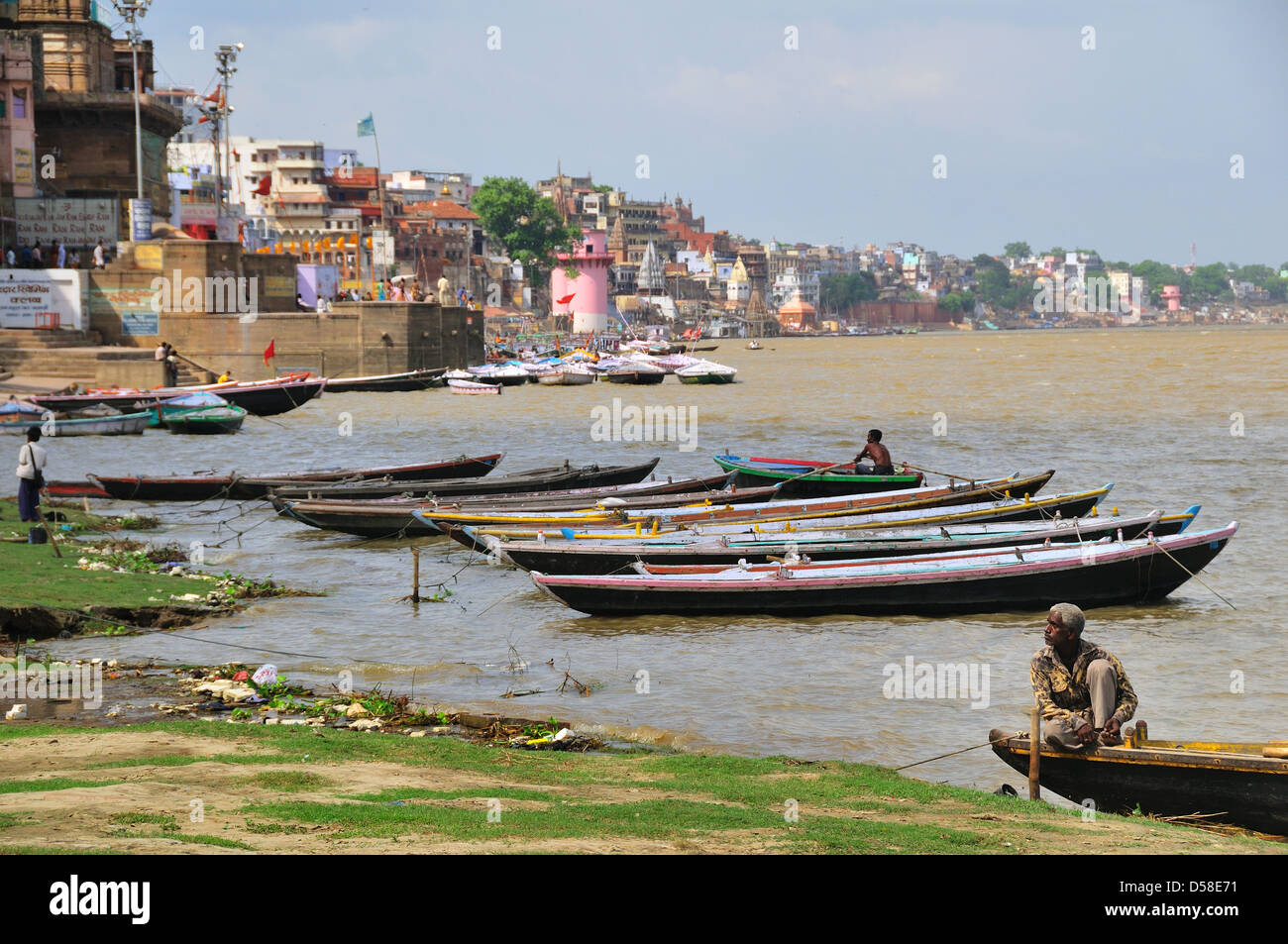 Vista del fiume Gange a Varanasi Foto Stock