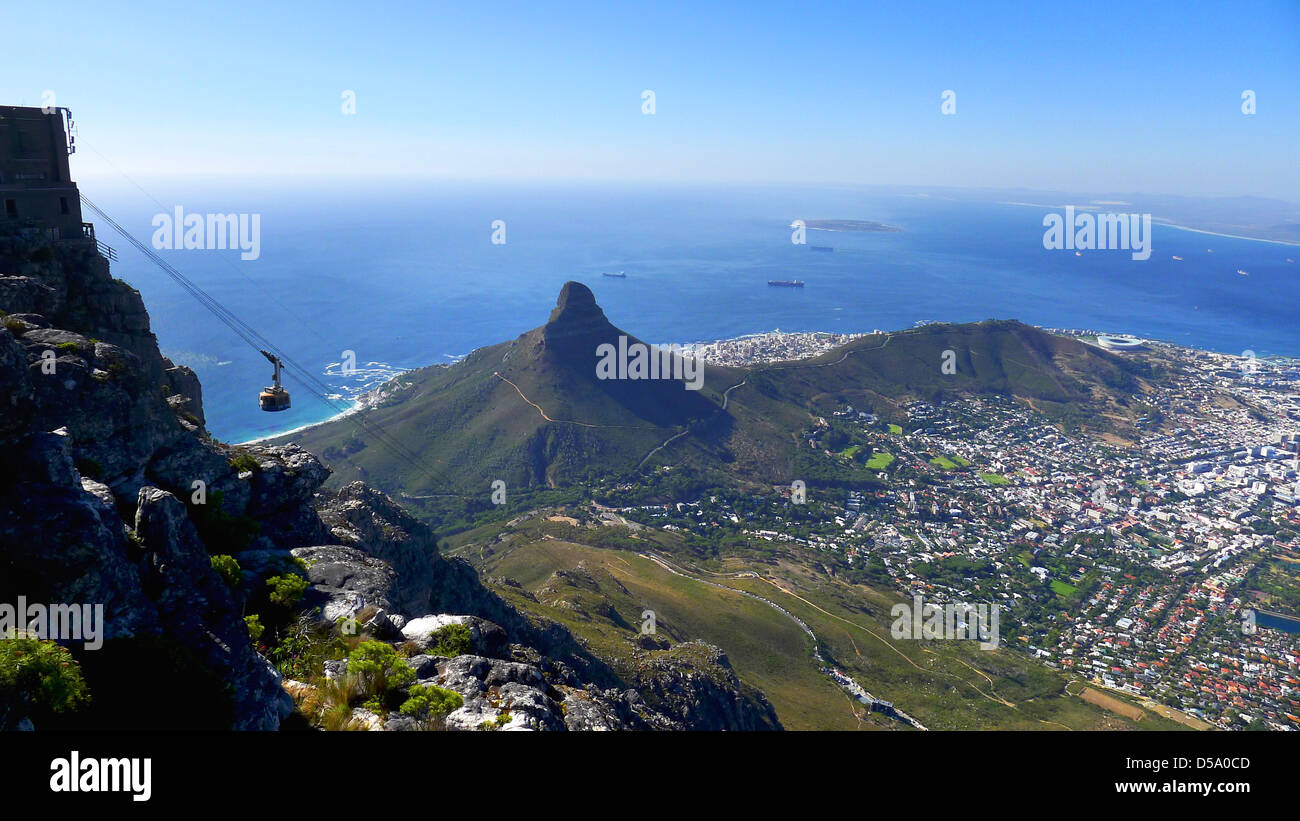 Vista dal Table Mountain e Cape Town, Sud Africa Foto Stock