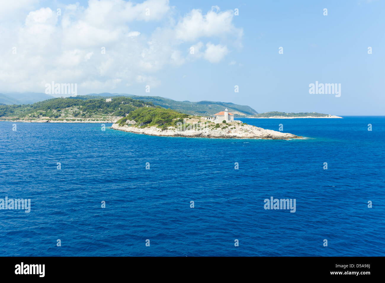 Chiesa su una penisola sull isola di Vis. Foto Stock