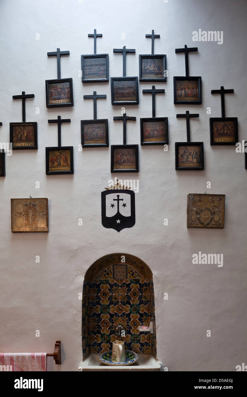 Convento di clausura DI SANTA TERESA DE LAS CARMELITAS DESCALZAS, la sagrestia SANLUCAR DE BARRANEDA, CADIZ, Spagna Foto Stock