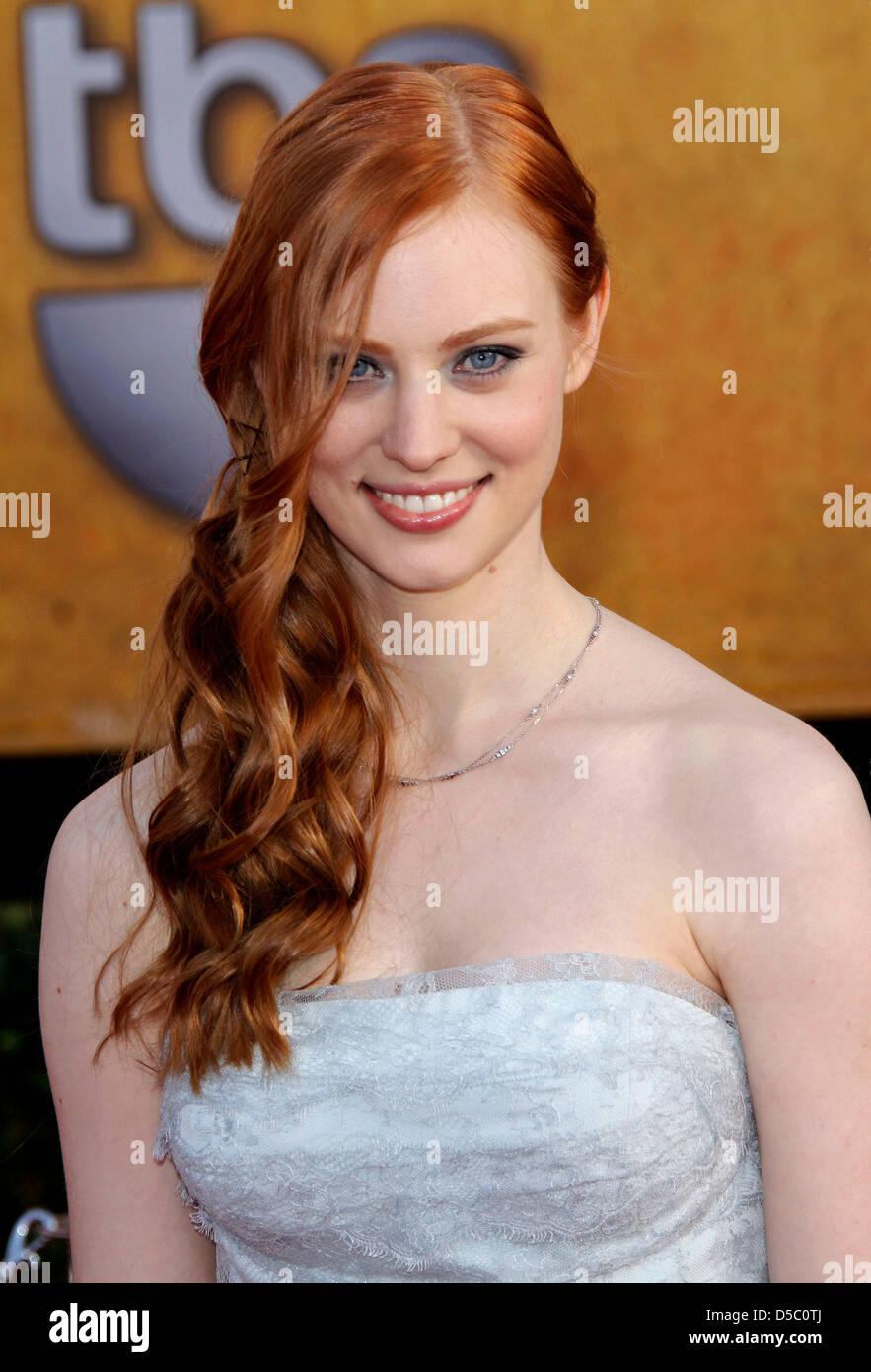 Noi attrice Deborah Ann Woll assiste il xvi schermo annuale Actor's Guild (SAG) Awards presso lo Shrine Auditorium di Los Angeles, California, USA, 23 gennaio 2010. La cooperativa di attori di schermo onora l'eccellenza in cinque film e otto prime time televisione categorie. Foto: Hubert Boesl Foto Stock