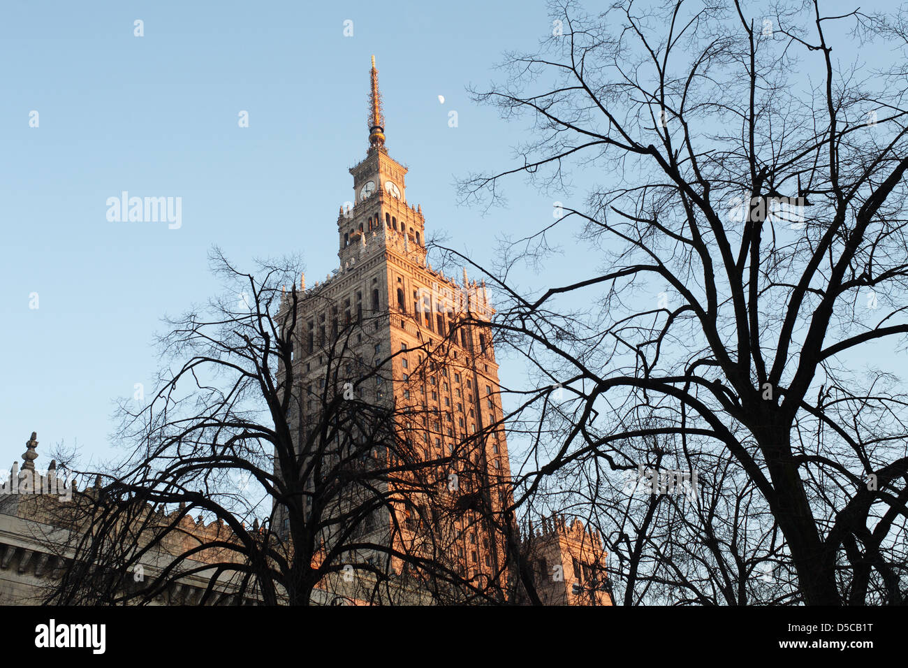 Varsavia, Polonia, il Palazzo della Cultura nel centro della città Foto Stock