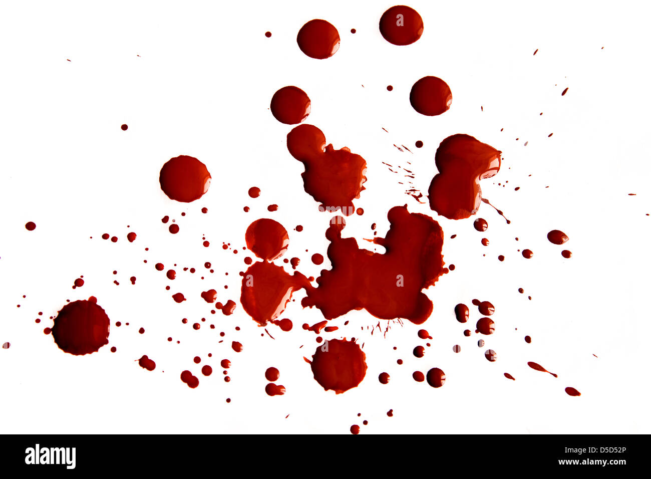 Macchie di sangue isolati su sfondo bianco Foto Stock