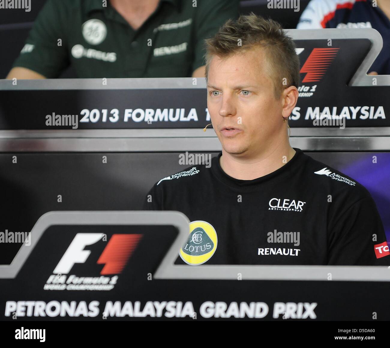 Marzo 21, 2013, Sepang, Malesia - Kimi Raikkonen, finlandese team Lotus F1 driver, dare la parola nella conferenza stampa di Formula Uno 2013 Malaysian Grand Prix. (Foto di Robertus Pudyanto/AFLO) Foto Stock