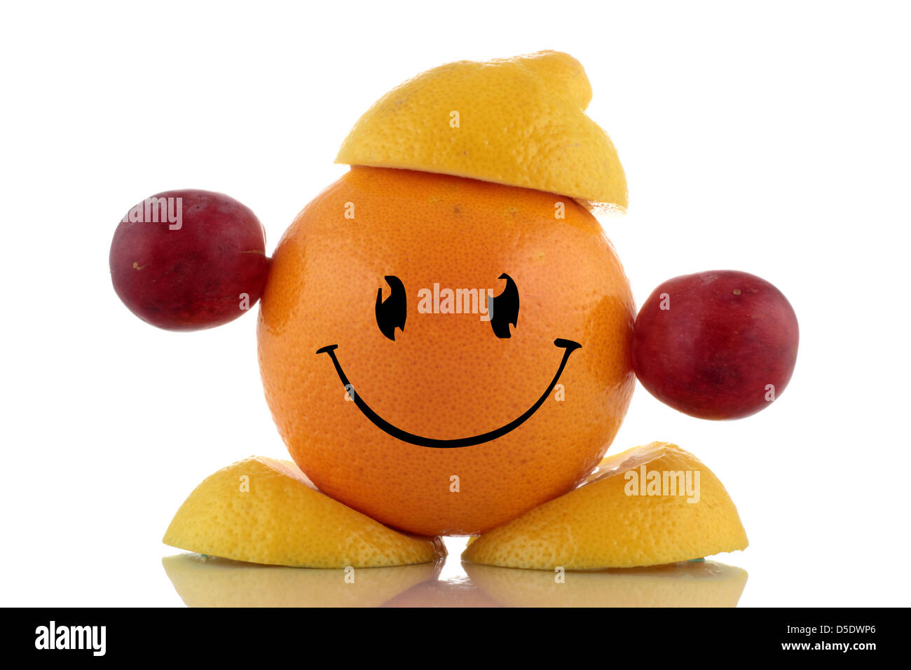 Felice dieta. Divertente personaggio di frutta. Foto Stock