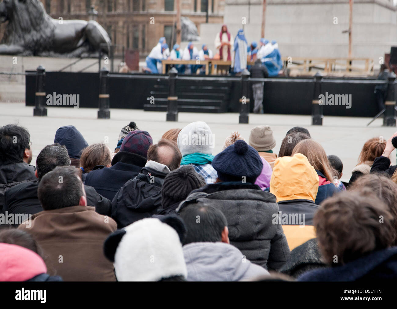 La passione di Gesù eseguite dall'Wintershall giocatori, Trafalgar Square, Londra, Regno Unito il Buon Venerdì 29 marzo 2013. Questo è il primo gioco della passione di sempre per essere trasmesso in diretta su internet. Foto Stock