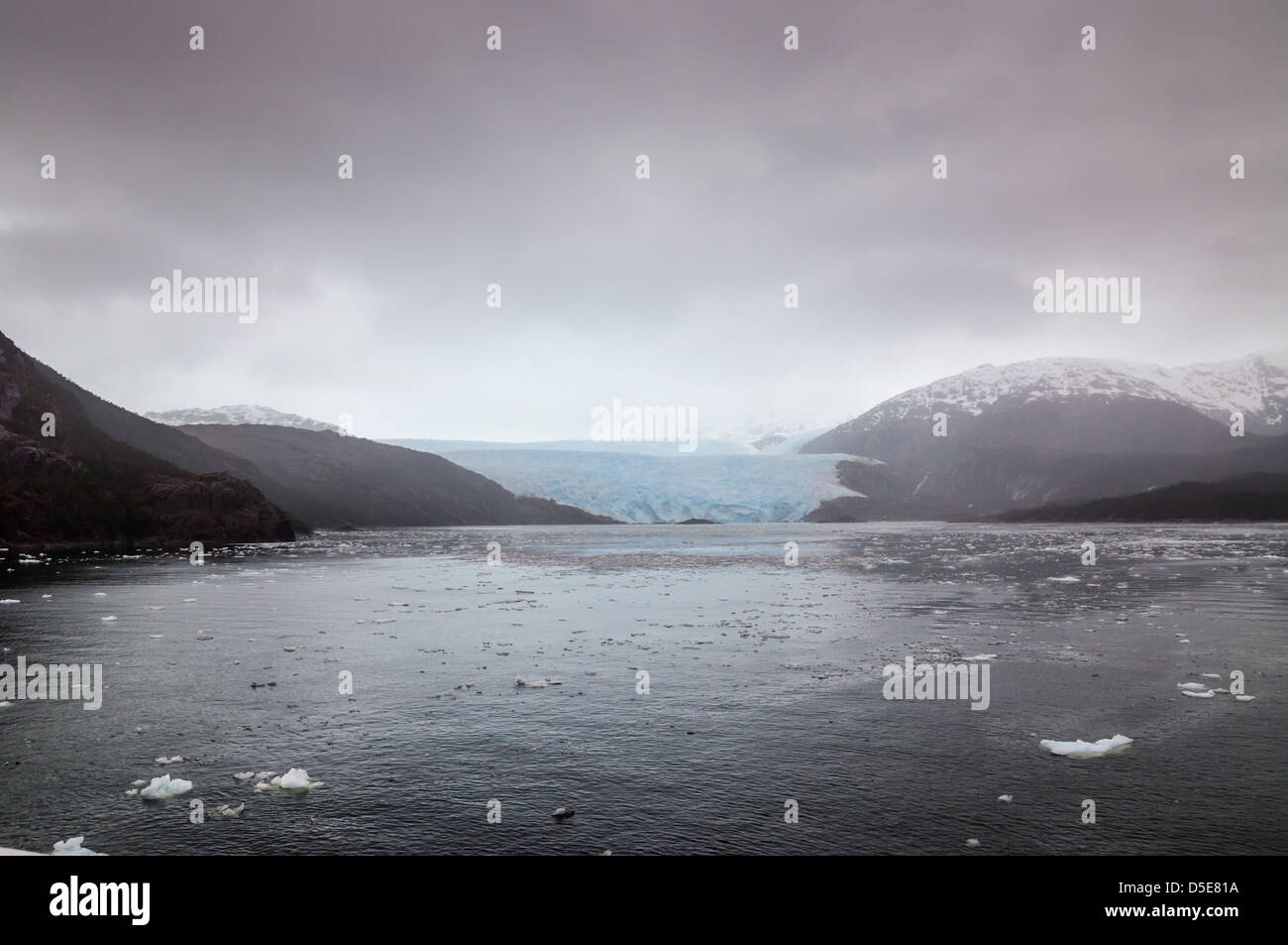 Eventi Meteo: Intemperie presso il Ghiacciaio Amalia a Bernardo O'Higgins National Park in Patagonia meridionale del campo di ghiaccio Foto Stock