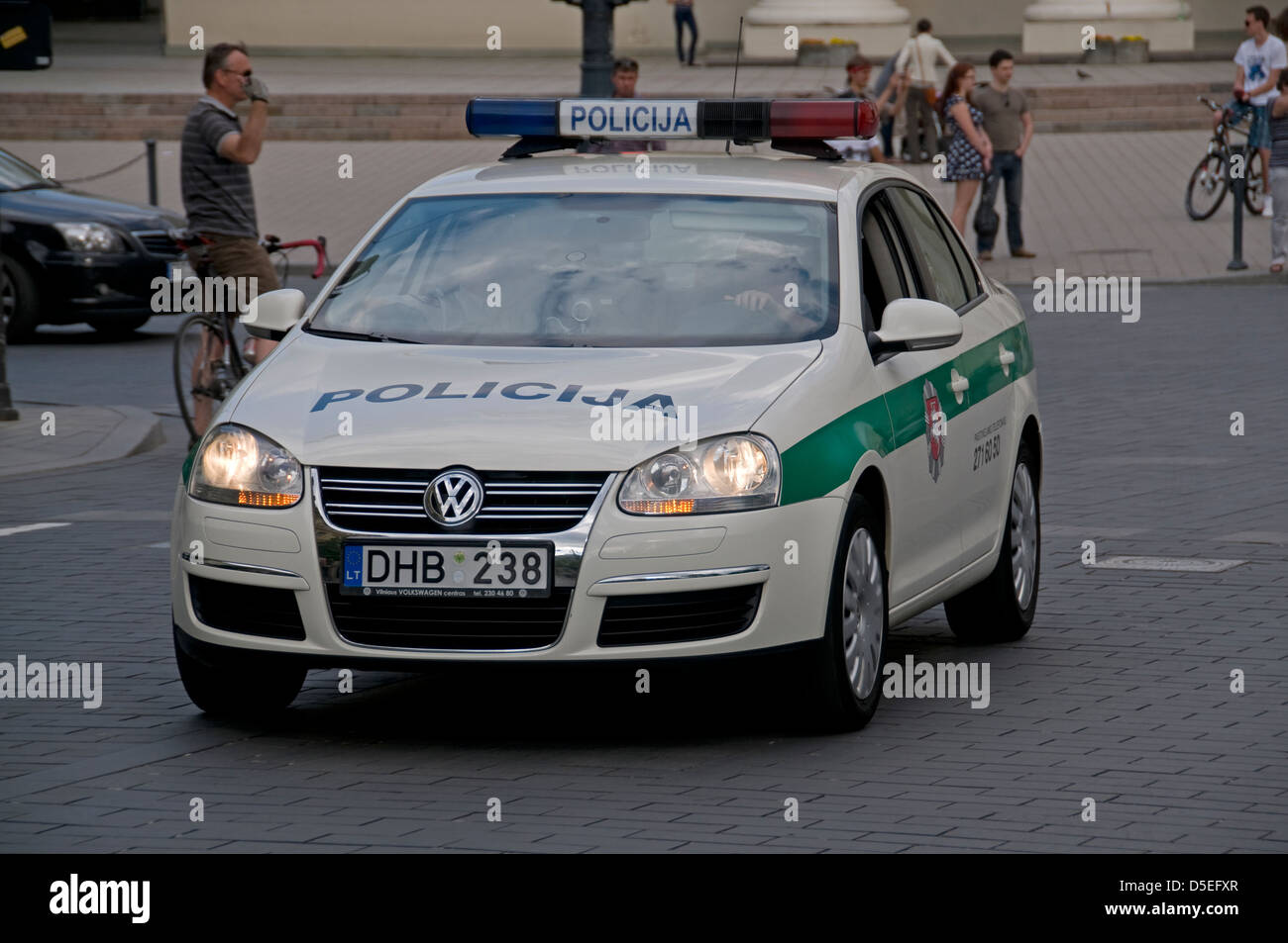Un'automobile lituana della polizia a Vilnius, Lituania, Stati baltici Foto Stock