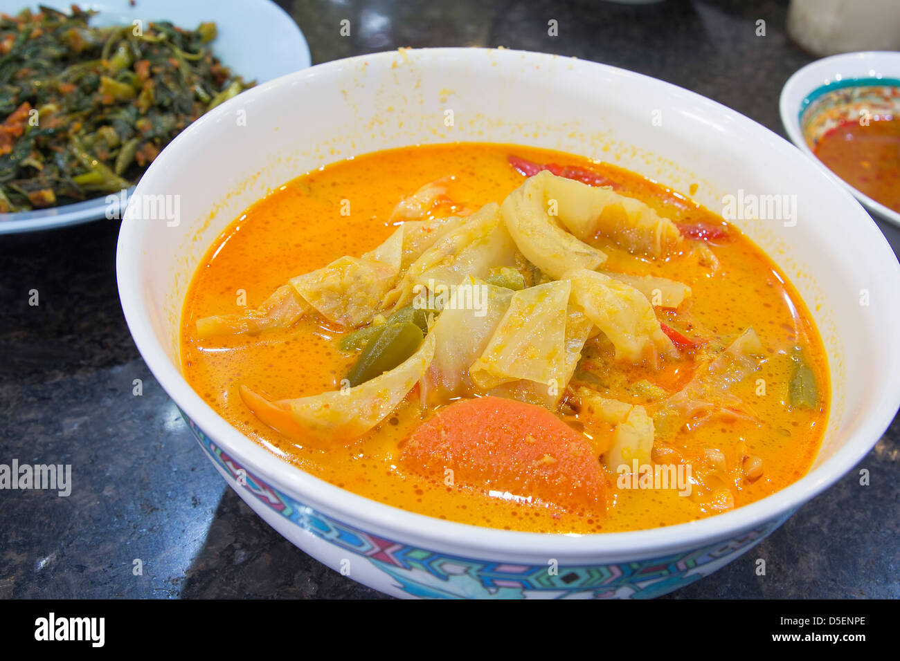 Nonya Sayur Lodeh zuppa di verdure piatto malese Foto Stock