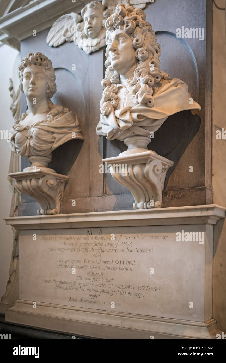 Santa Maria Vergine Chiesa Arkesden tomba Foto Stock