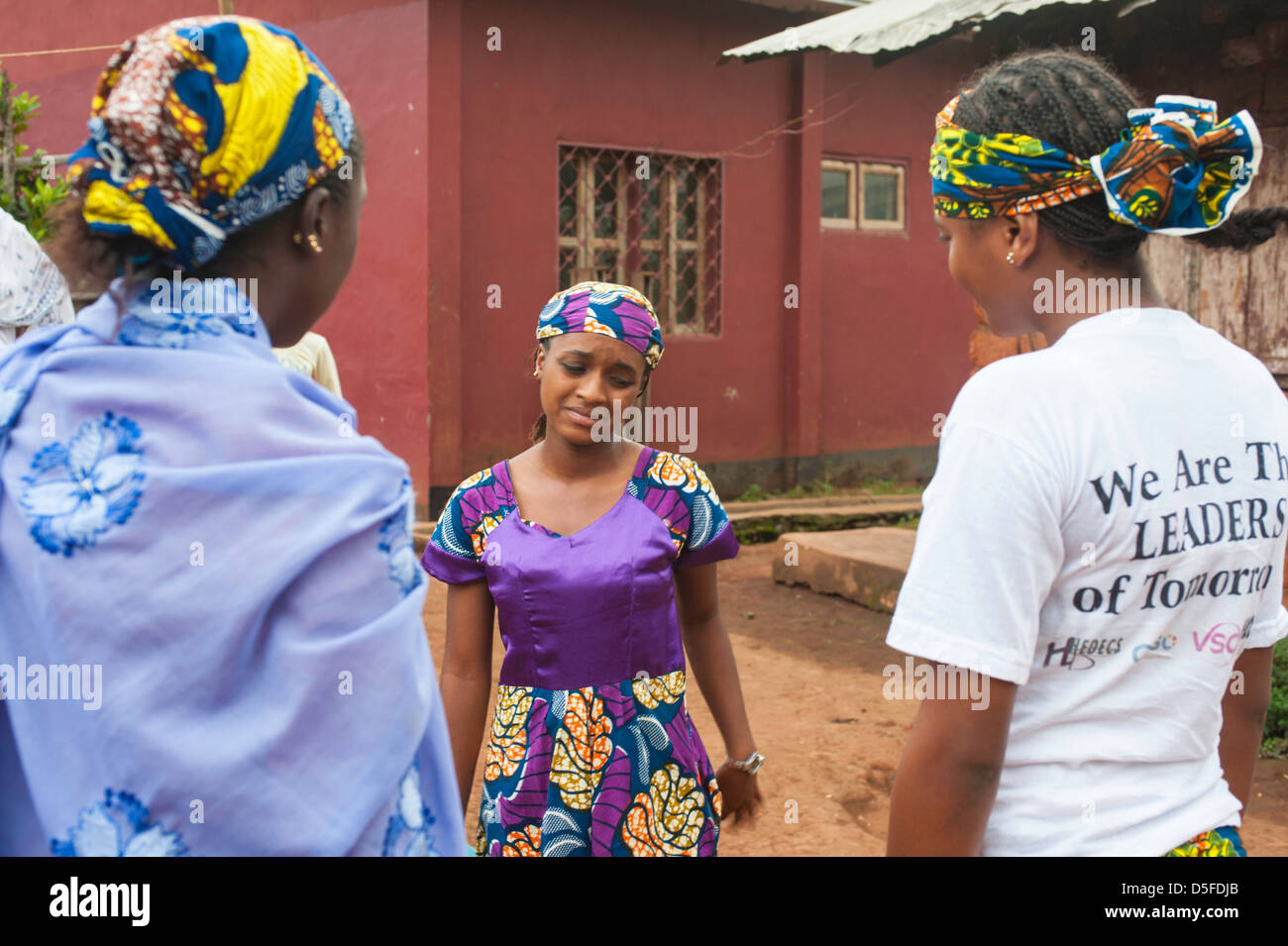 African ragazze musulmane in occasione di un seminario su HIV-AIDS in Bamenda Camerun Foto Stock