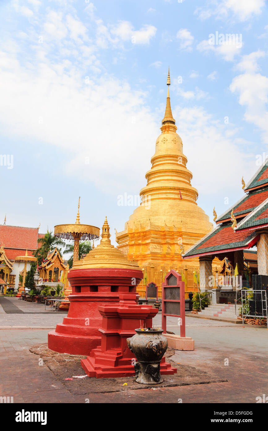 Phra that hariphunchai Foto Stock