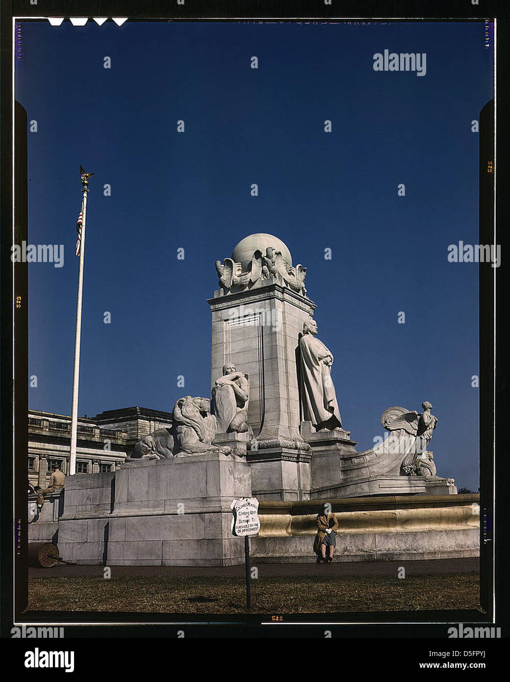 Columbus Fontana e la statua che si trova nella parte anteriore della stazione di unione, Washington D.C. (LOC) Foto Stock