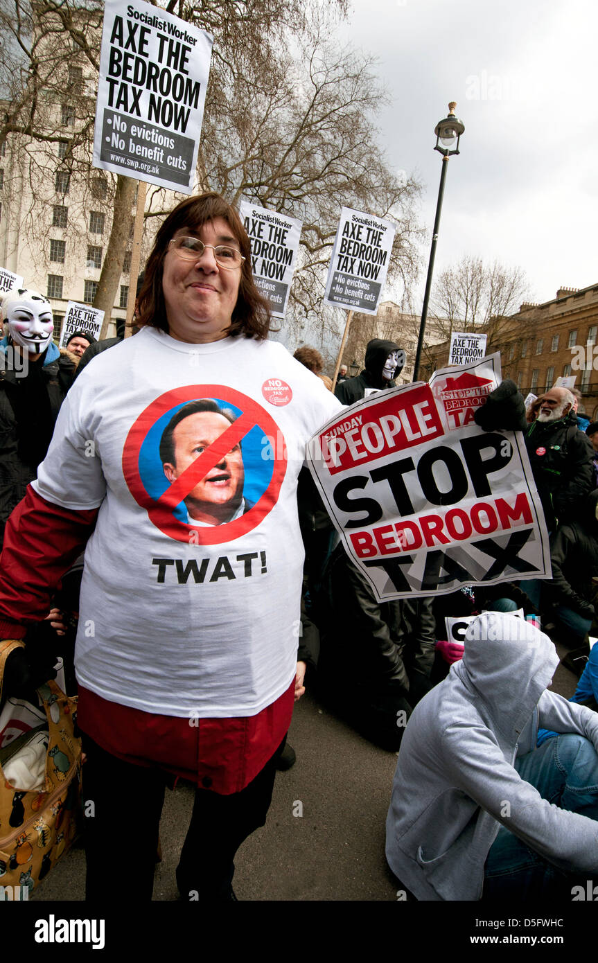 La dimostrazione nel centro di Londra contro i tagli alle prestazioni sociali e il controverso camera da letto fiscali ( un taglio ai benefici di alloggiamento Foto Stock