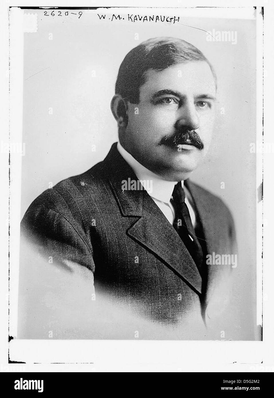 W.M. Kavanaugh, un senatore degli Stati Uniti, è ritratto in questa fotografia in bianco e nero, che mostra il suo ruolo nella politica americana all'inizio del XX secolo. Foto Stock