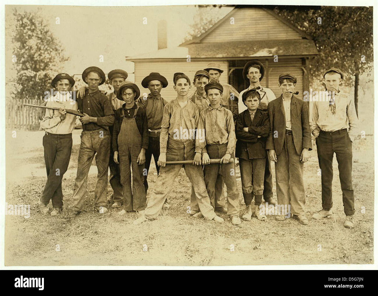 Il Team a sfera. Composto principalmente da lavoratori di vetro. Indiana. Agosto 1908. L.W.H. [Lewis Wickes Hine]. (LOC) Foto Stock