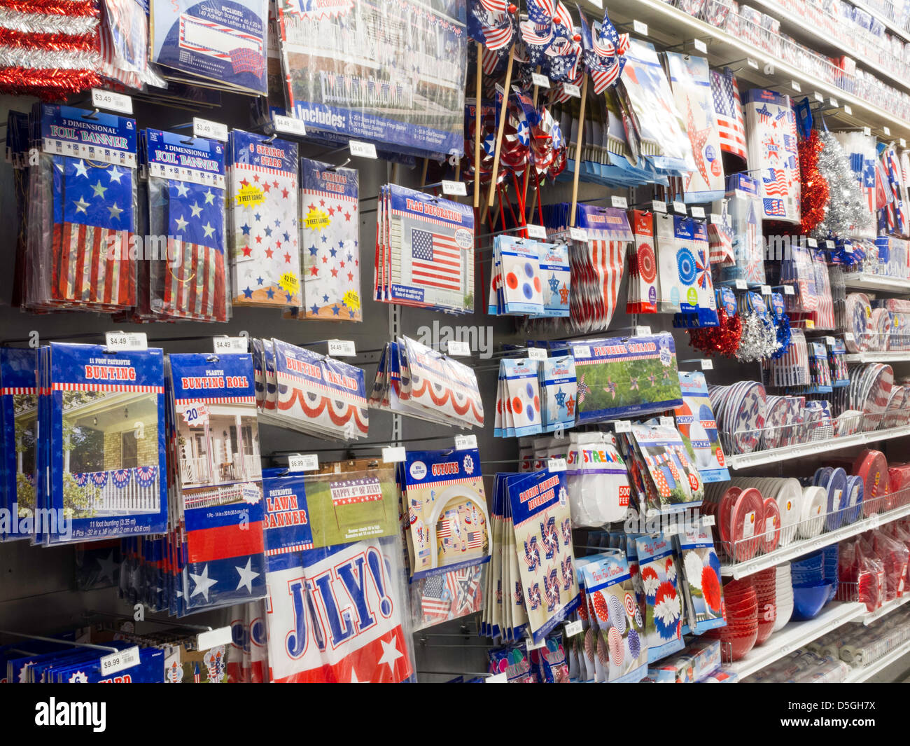 Patriottica bandiera americana Display, Party Store, NYC Foto Stock