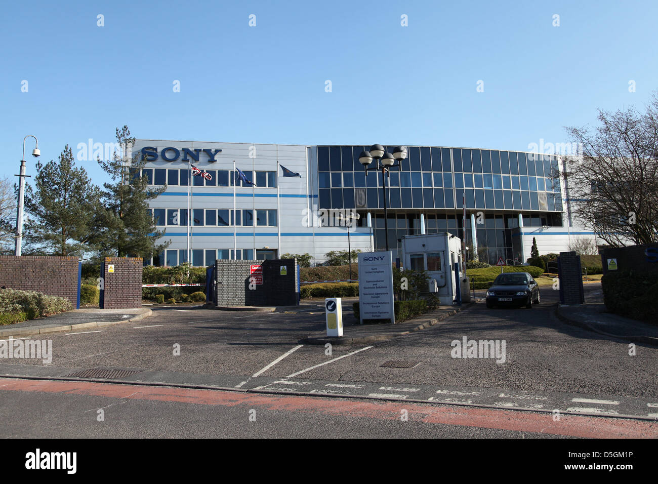 Basingstoke, UK. 2 Aprile 2013 - Una vista generale di Sony Europa uffici a Milano, dove le innovazioni Hawk-Eye Ltd. è basato. La società perso la FIFA traguardo linea technology contratto che è stato aggiudicato alla società tedesca, GoalControl. Credito: Rob Arnold/Alamy Live News Foto Stock