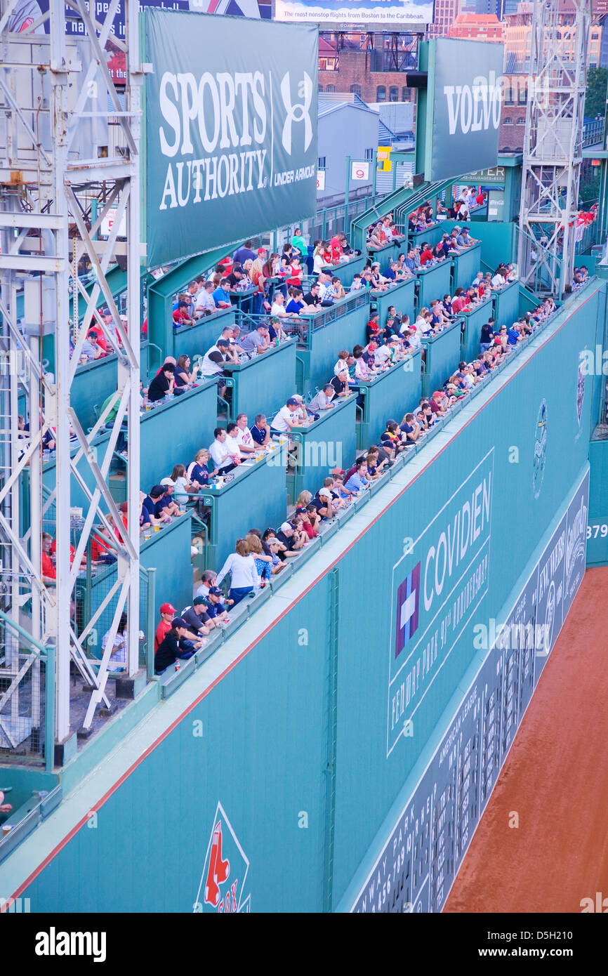 Green Monster leftfield parete Historic Fenway Park Boston Red Sox Boston ma. Stati Uniti d'America 20 maggio 2010 Red Sox versus Minnesota Twins Foto Stock