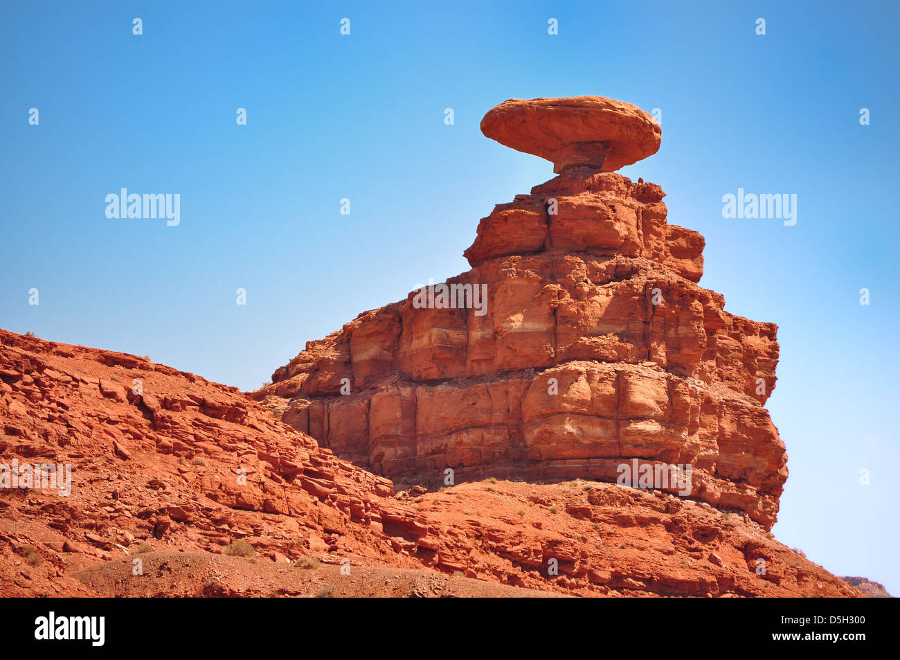 Il Red Rock Mexican Hat vicino alla Monument Valley Foto Stock